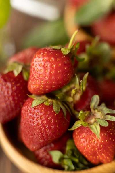 Strawberries Wood Plate Summer Life — Stock Photo, Image