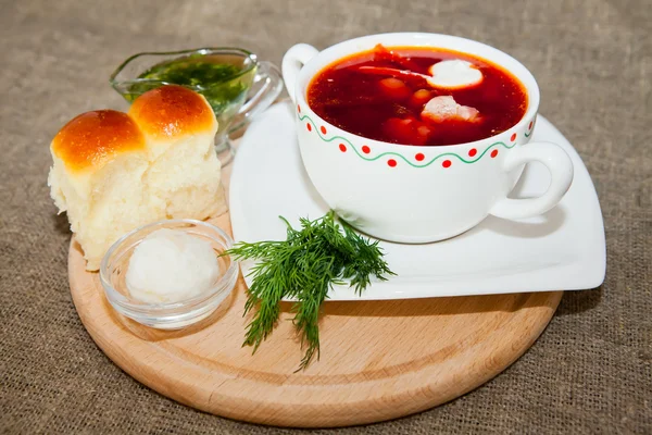 Borsch vermelho nacional ucraniano e russo — Fotografia de Stock