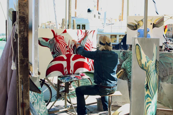 saint tropez, Fransa'nın kıyısındaki ressam