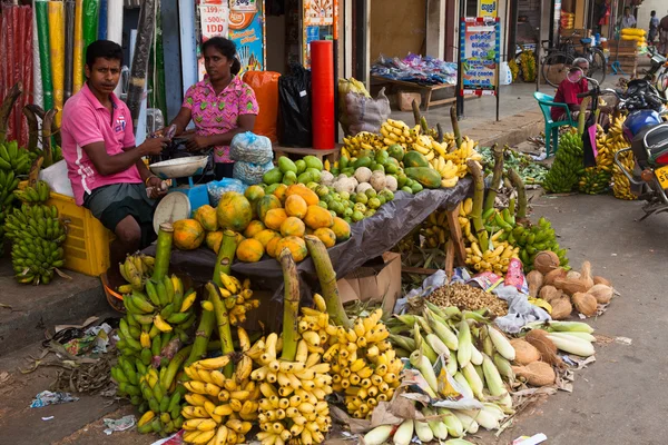 Lokale markt in sri lanka - 2 april 2014 — Stockfoto