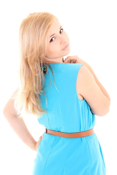 Красивая молодая женщина в синем платье — стоковое фото