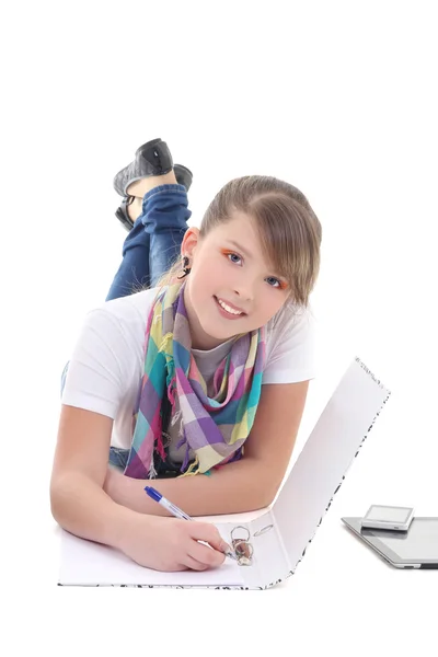 Giovane ragazza scrivendo la lettera — Foto Stock