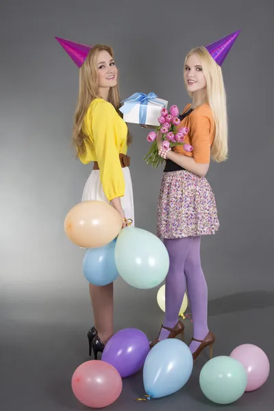 Mooie meisjes op een verjaardagsfeestje — Stockfoto