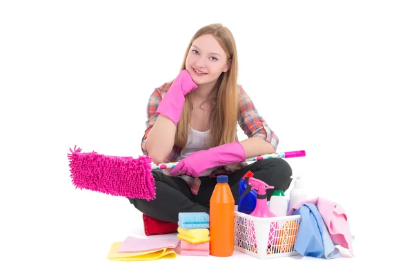 Mooie vrouw zitten met reinigingsapparatuur geïsoleerd op whit — Stockfoto