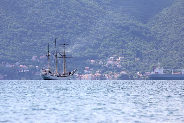 Vintage jacht in de Adriatische Zee — Stockfoto