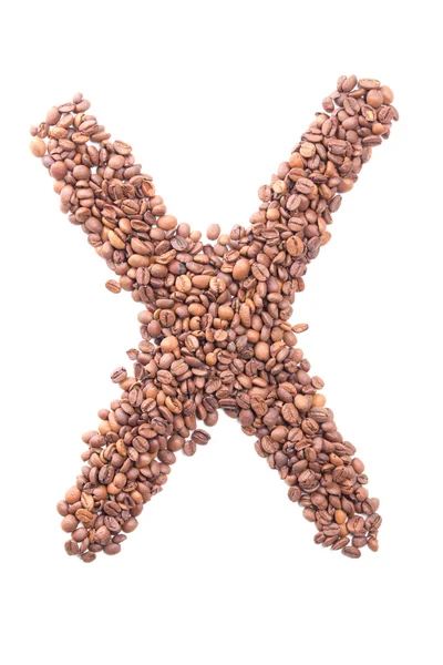 Buchstabe X, Alphabet aus Kaffeebohnen auf weißem Hintergrund — Stockfoto