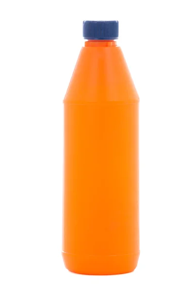 Bottiglia di plastica arancia di detersivo isolato su bianco — Foto Stock