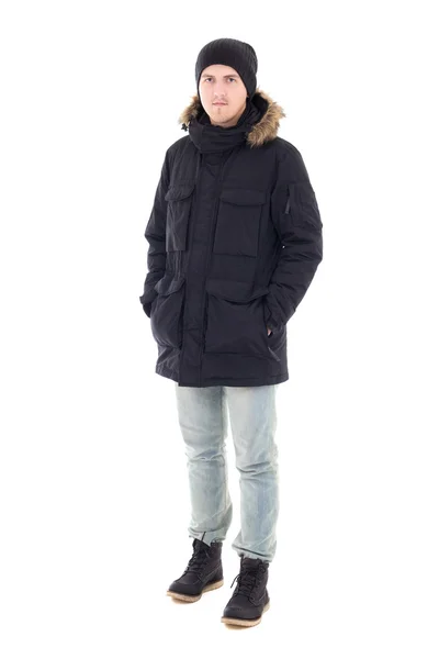 Moda retrato de jovem homem bonito casaco de inverno negro é — Fotografia de Stock