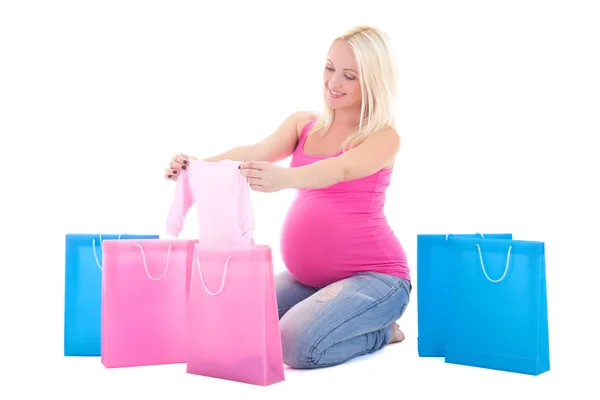 Młoda kobieta w ciąży z torby na zakupy na białym tle na białym tle — Zdjęcie stockowe