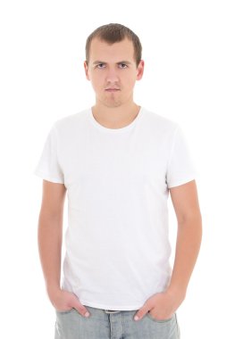 genç adam beyaz t-shirt izole