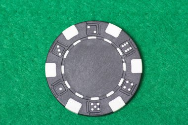 siyah poker chip casino tablo