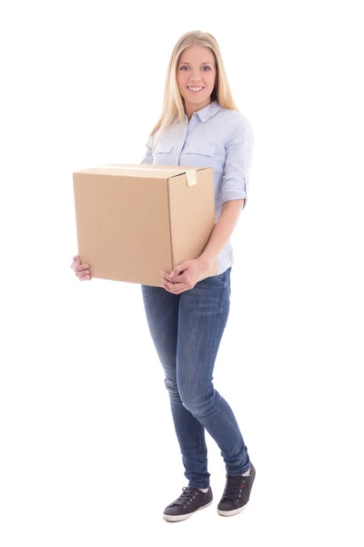 Mulher segurando a caixa de papelão isolada no branco — Fotografia de Stock