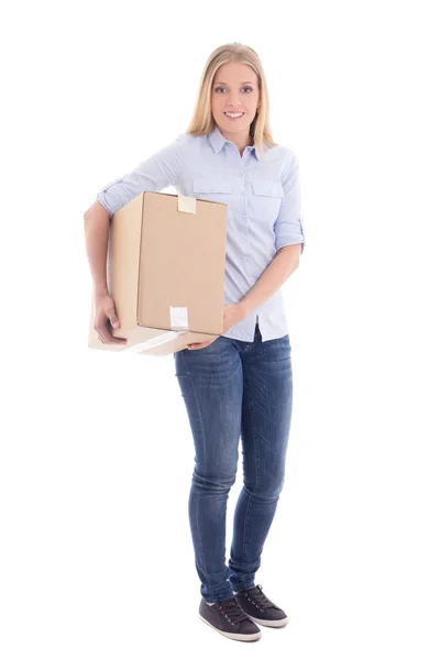 Giovane donna bionda con scatola di cartone movimento isolato su bianco — Foto Stock
