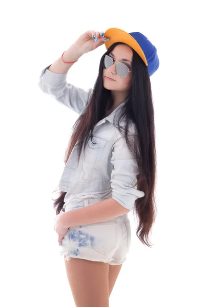 Krásná dospívající dívka v džínové s víčkem — Stock fotografie