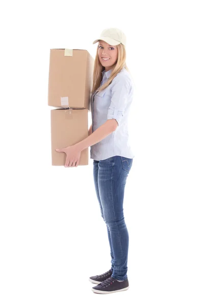 Posta teslim kadın üzerinde beyaz izole carboard kutuları — Stok fotoğraf