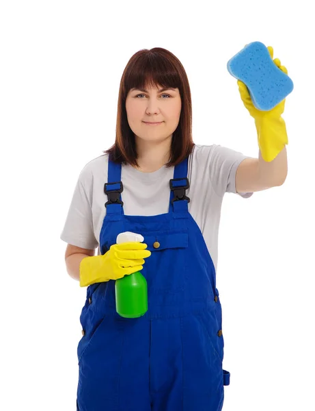 蓝色制服清洗窗专业女性清洁剂肖像 用海绵和洗涤剂喷雾隔离在白色背景下 — 图库照片
