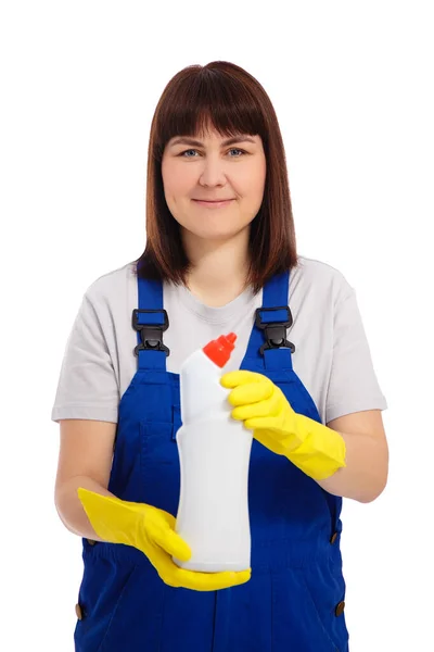Veselá Žena Uniformě Gumové Rukavice Držení Plastové Láhve Čistič Izolované — Stock fotografie