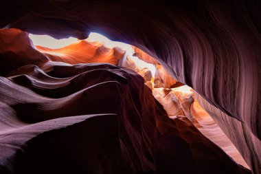 Arizona 'daki Yukarı Antilop Kanyonu.