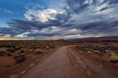 Horseshoe Virajında Günbatımı