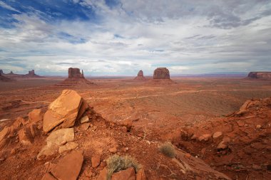Anıt Vadisi Navajo Kabile Parkı