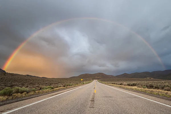 Tramonto Arcobaleno Sulla Strada Utah — Foto Stock
