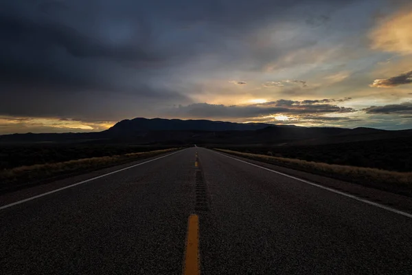 Tramonto Arcobaleno Sulla Strada Utah — Foto Stock