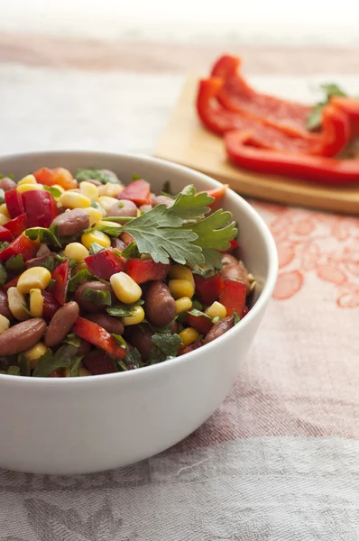Salat med bønner og majs - Stock-foto