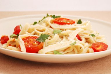 ev yapımı tagliatelle