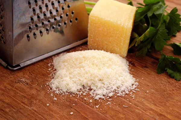 Geriebener Käse — Stockfoto