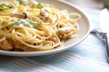 Deniz mahsullü makarna