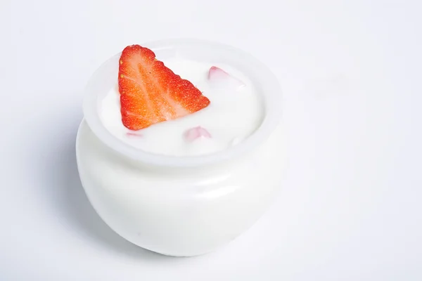 Yoghurt and strawberry — Stock Photo, Image