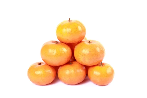 Arancione su banchina bianca — Foto Stock