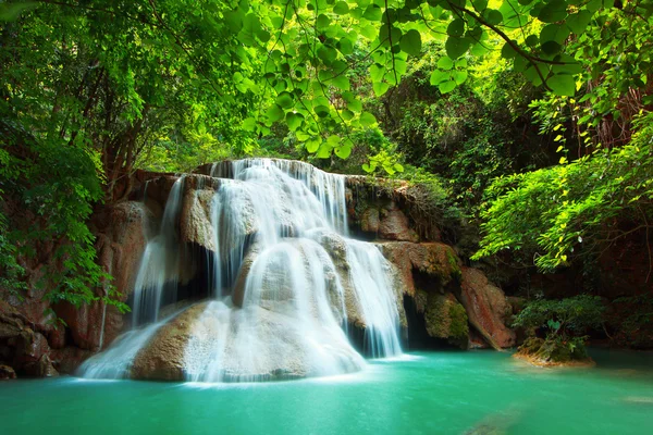 Huay mae kamin waterfall — Stock Photo, Image