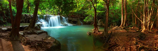 Huay mae kamin waterfall — Stock Photo, Image