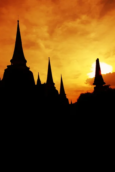 Sylwetka Pagoda — Zdjęcie stockowe