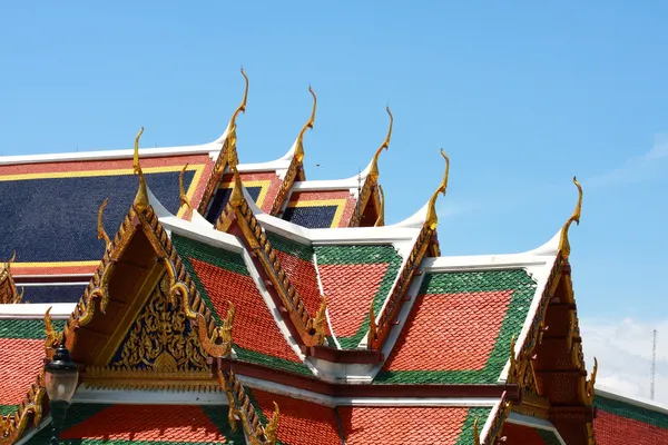 Tempel thailändische Dach — Stockfoto