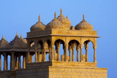 Bada Bagh kenotaph