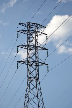 yüksek gerilim elektrik hattı