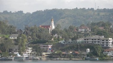 Toba Gölü