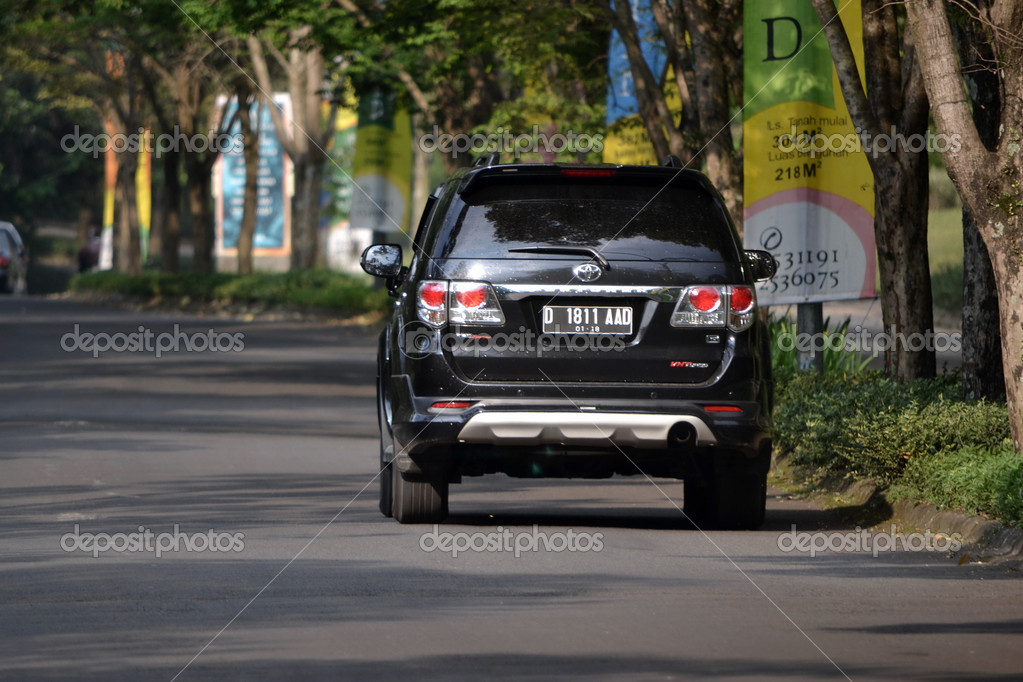 Featured image of post Black Fortuner Photo See more of fortuner lovers on facebook