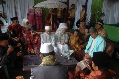 Batı java geleneksel Düğün tören