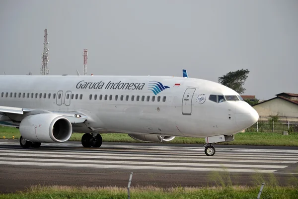 Garuda indonesia linie lotnicze — Zdjęcie stockowe