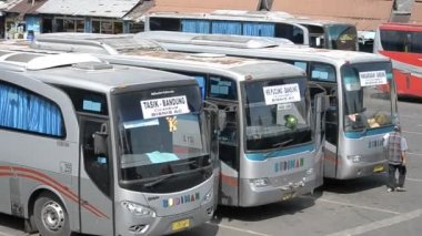otobüs otopark