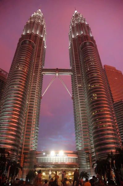 Petronas toren — Stockfoto