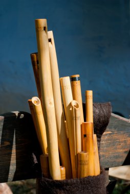 oymalı ahşap flüt