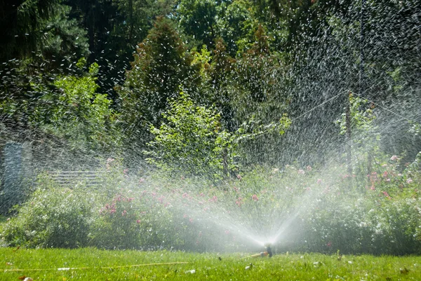 自动化灌溉系统 — 图库照片