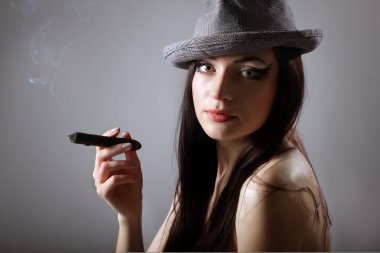 seksi güzel kadın puro closeup Sigara