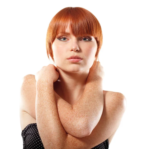 Zomer tiener meisje mooie freckles roodharige geïsoleerd op wit — Stockfoto