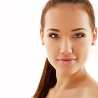 genç kız güzel neşeli zevk üzerinde beyaz izole