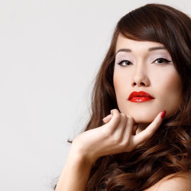 güzel uzun saçlı güzellik genç kadın